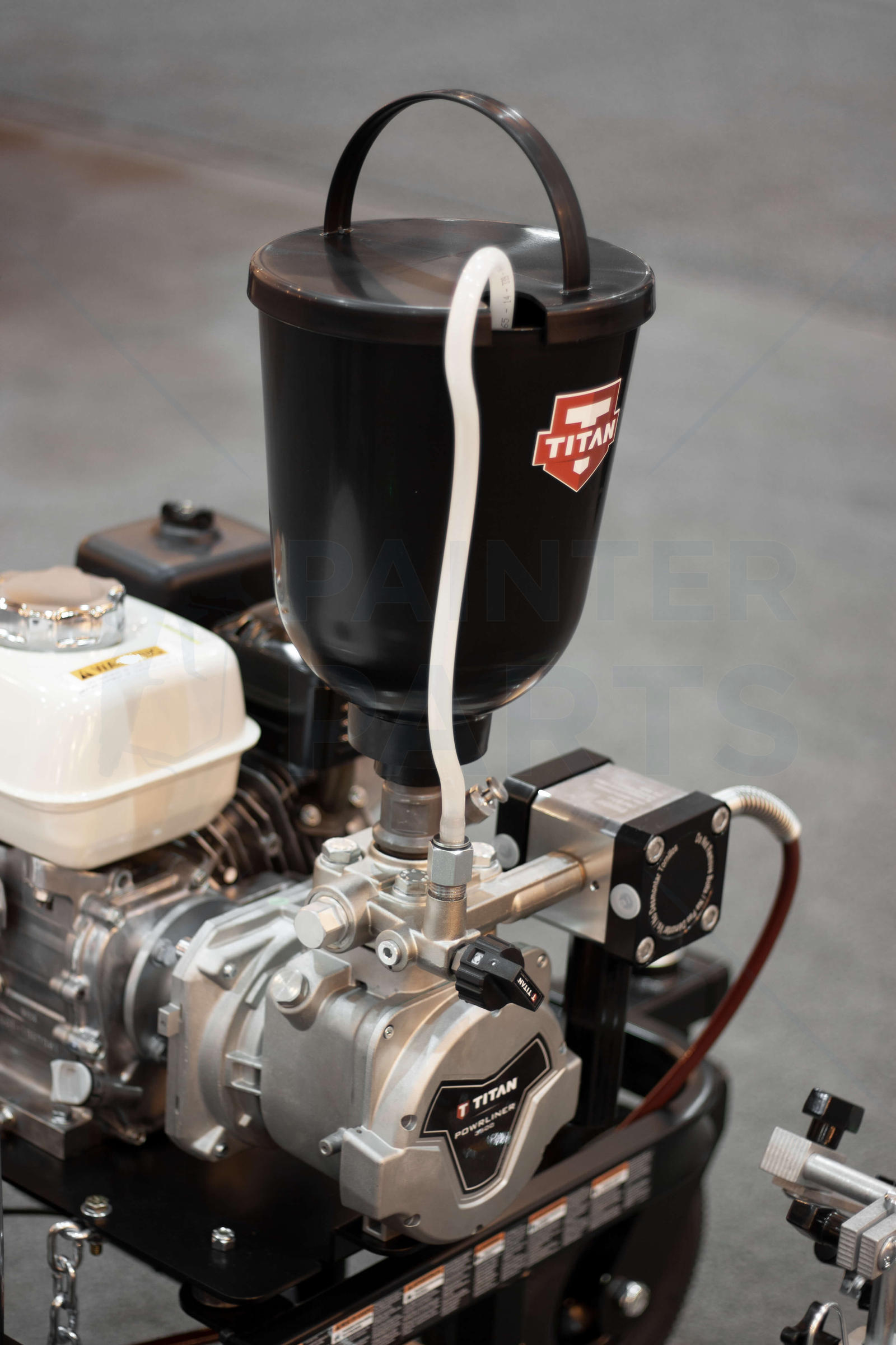 Shop Titan 1 Gallon Paint Hopper For Select Hydraulic Sprayers 341267