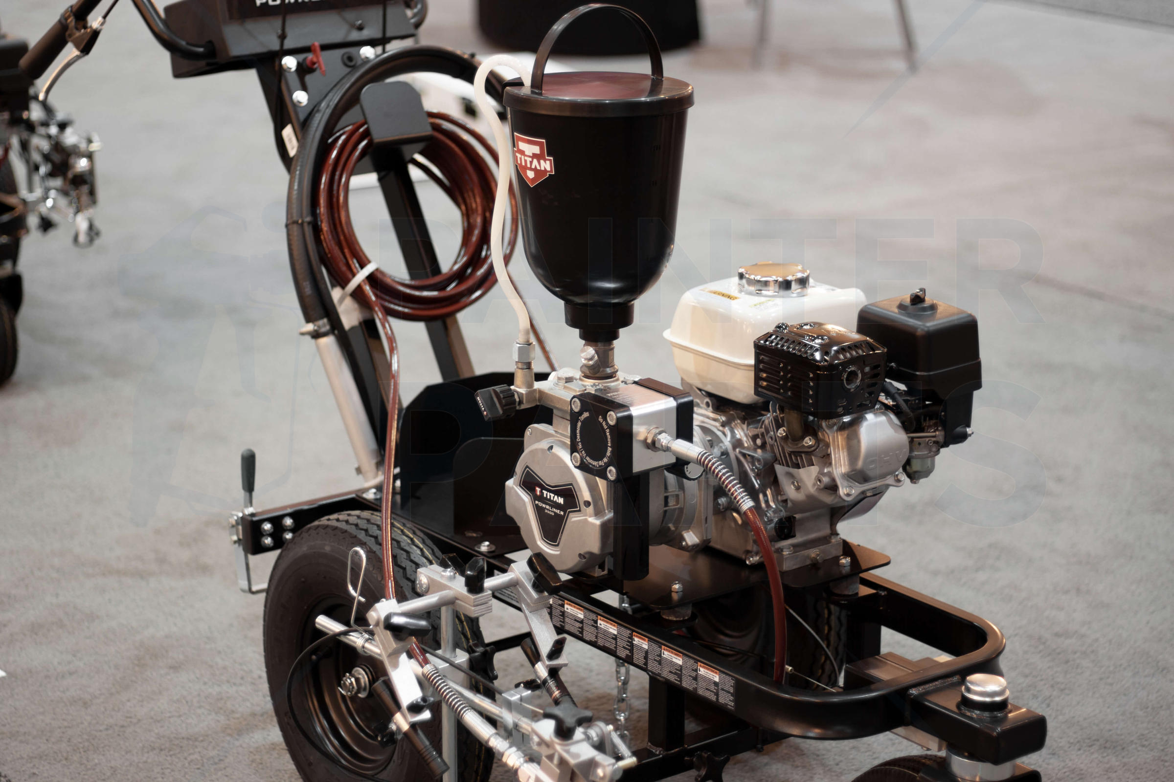 Shop Titan 1 Gallon Paint Hopper For Select Hydraulic Sprayers 341267